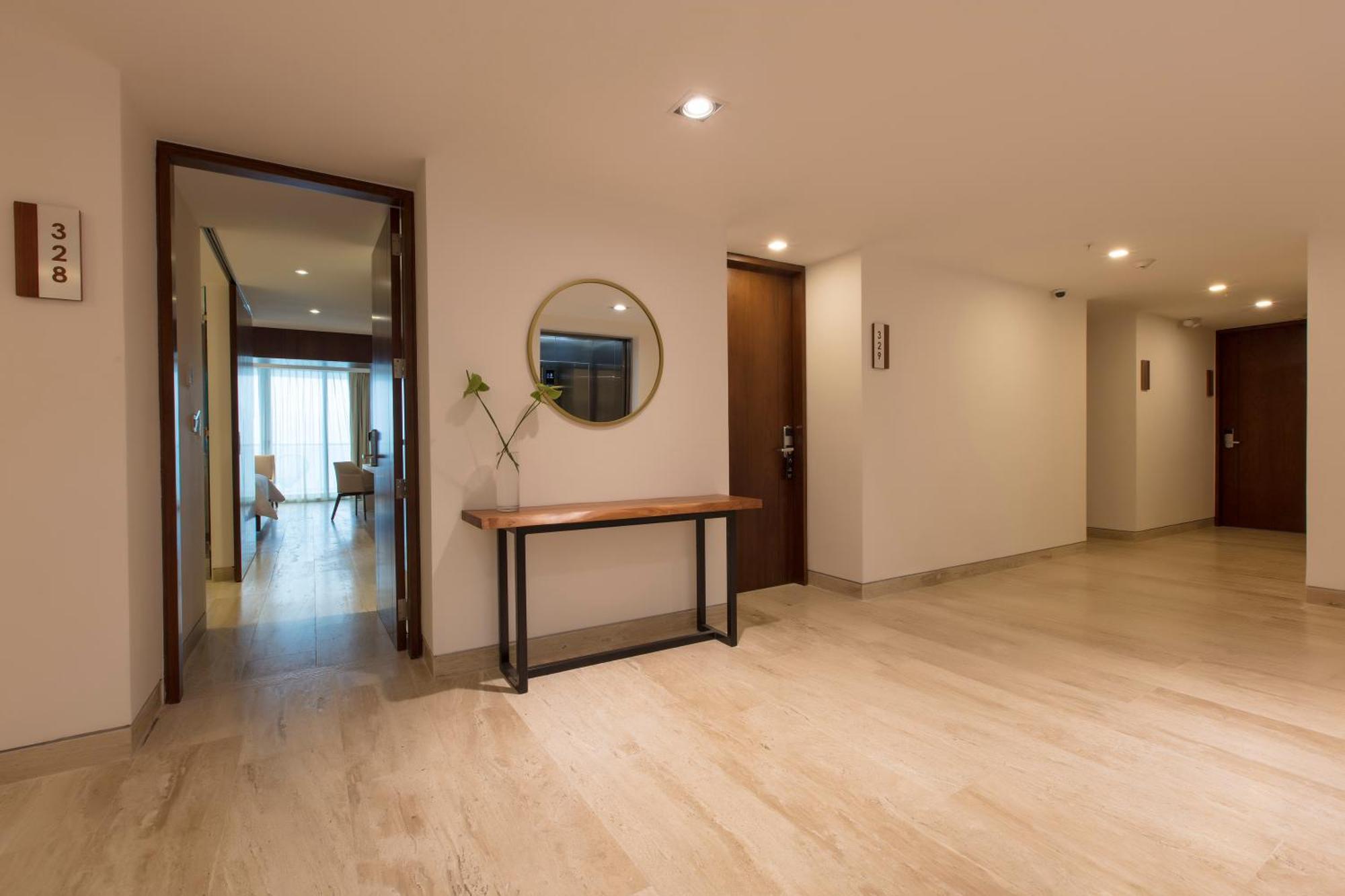 Altitude Family Suite Partial Ocean View
